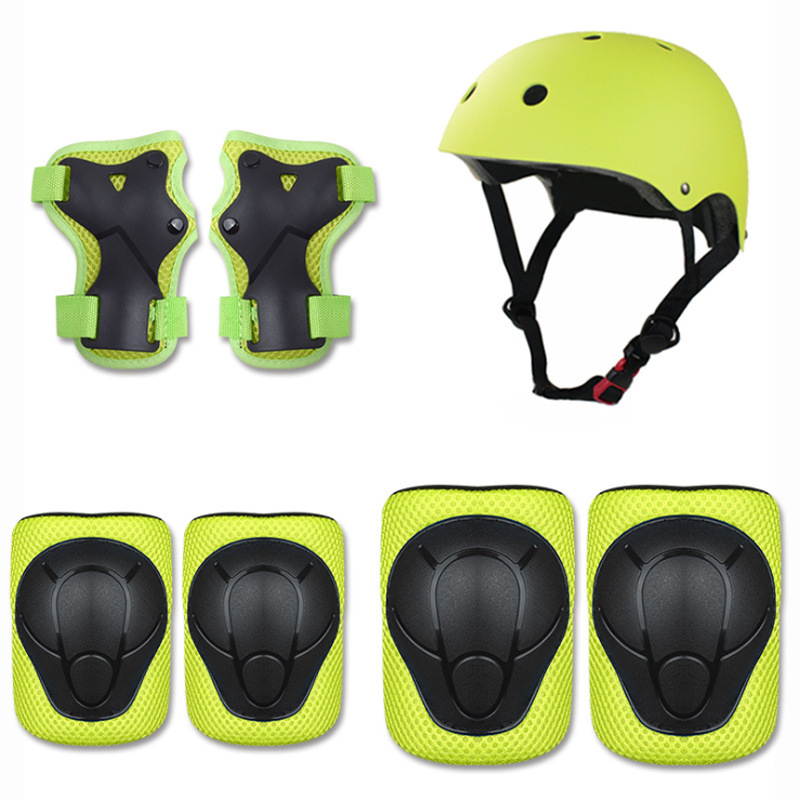 Helmet skateboard riding protective gear set Roller skate manufacturers