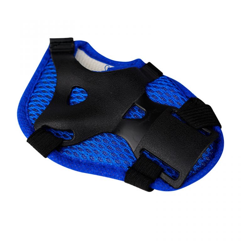 6 sets of children's roller skating protective gear Roller skate